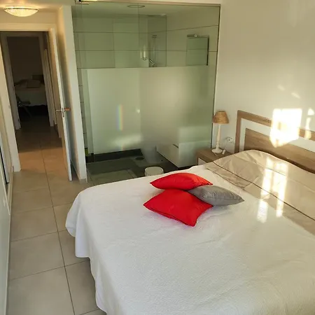 Madisona Apartment