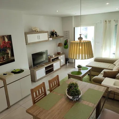 Madisona Apartment